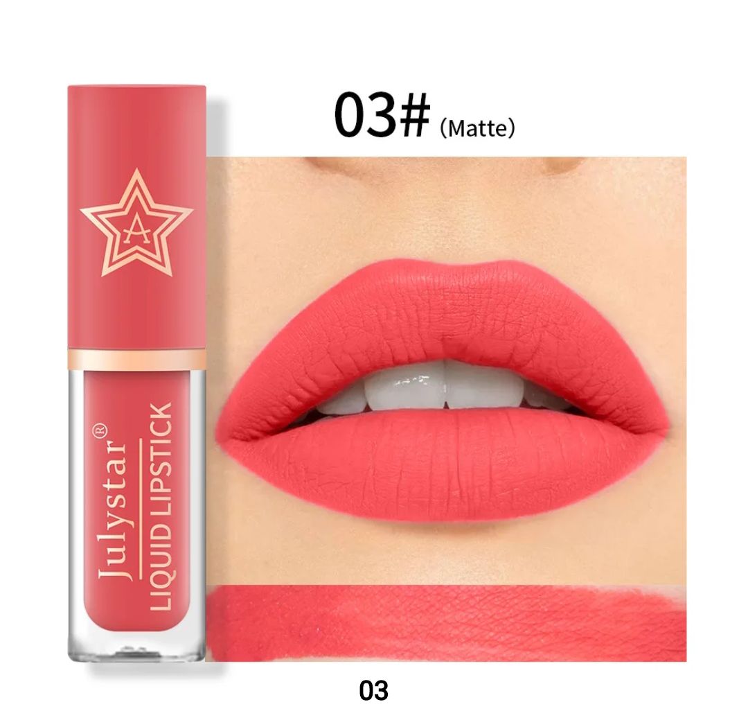 Matte lips gloss